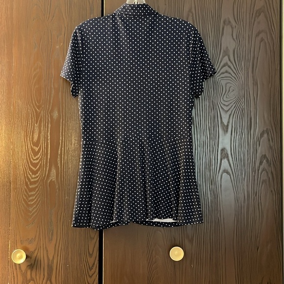Isaac Mizrahi short sleeved navy blue with white polka dot top. Size Small - Picture 5 of 7